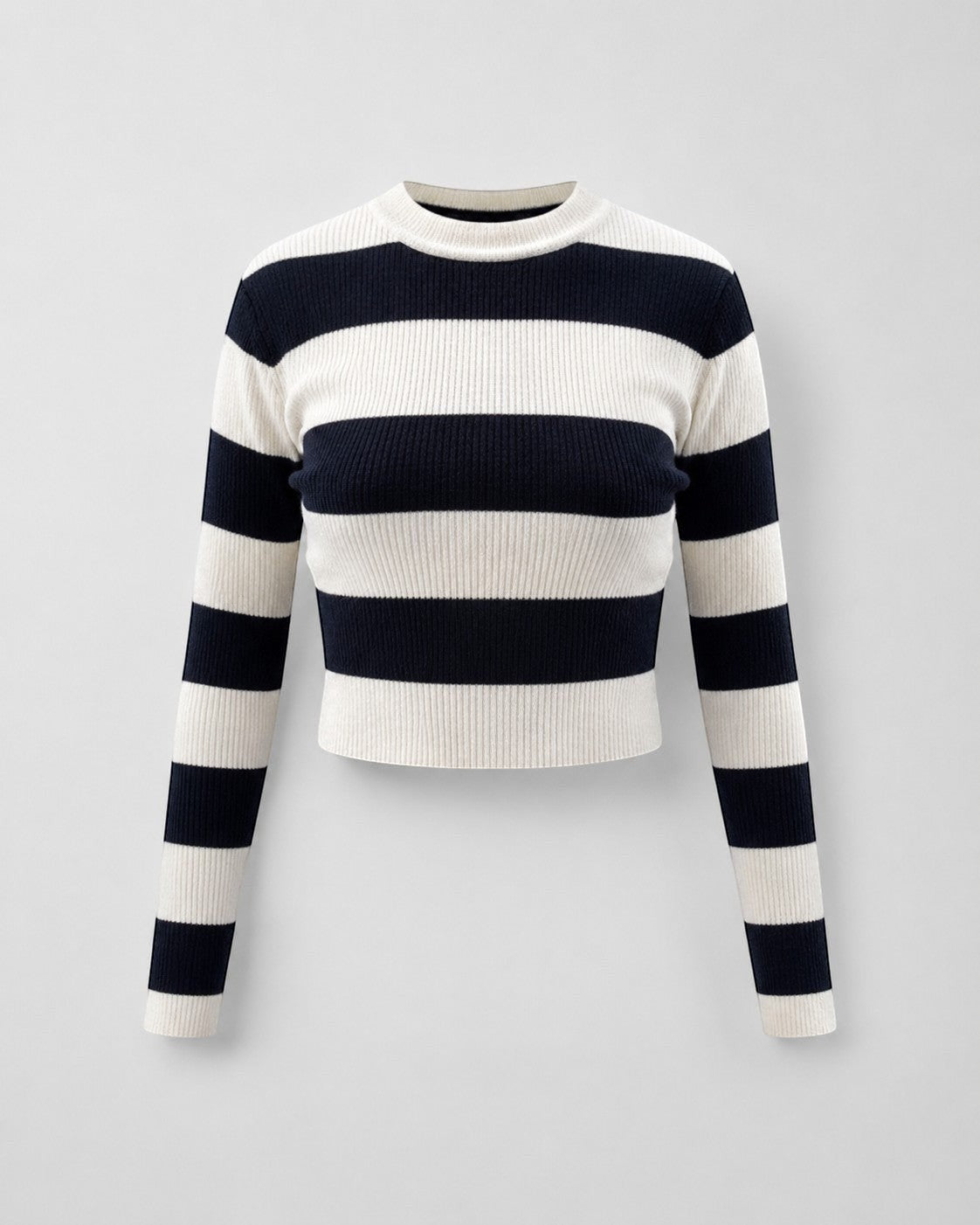 Sweater crop de tejido canalé cozyvibe con rayas horizontales negras y crema, manga larga y cuello redondo